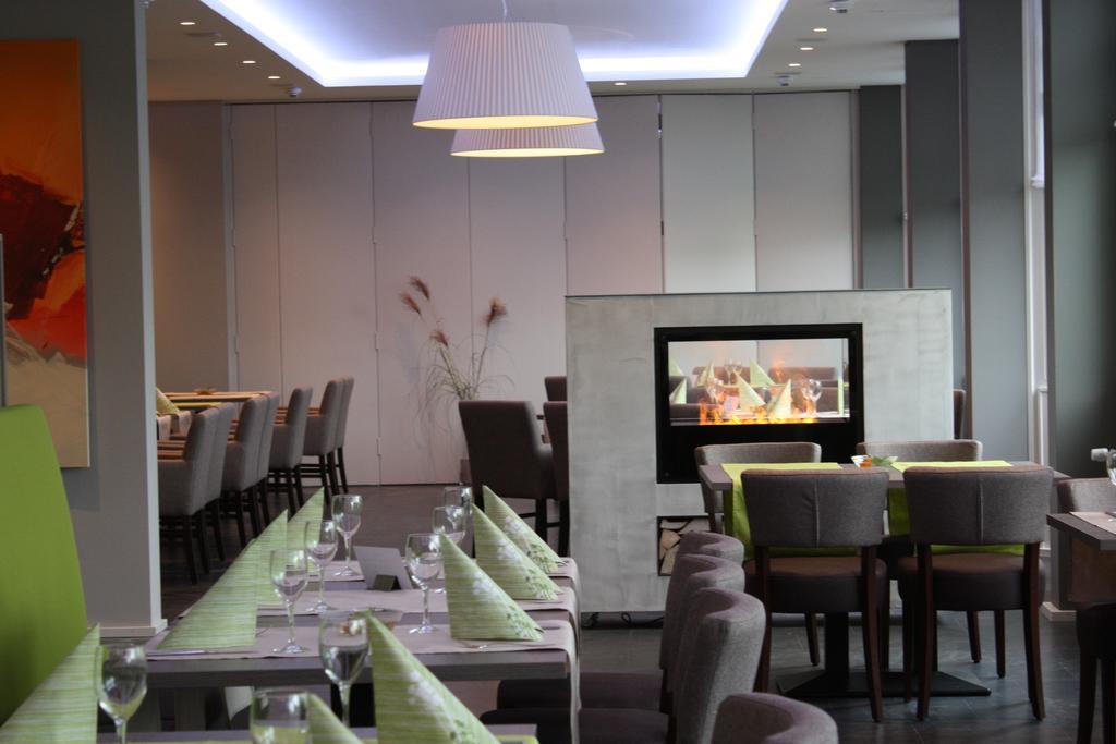 הרנברג Hotel Am Schlossberg מראה חיצוני תמונה